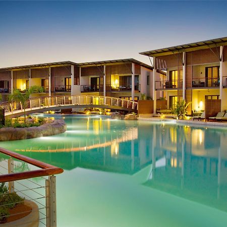 مندل بيتش كاسينو ومنتجع داروين المظهر الخارجي الصورة The swimming pool at the resort