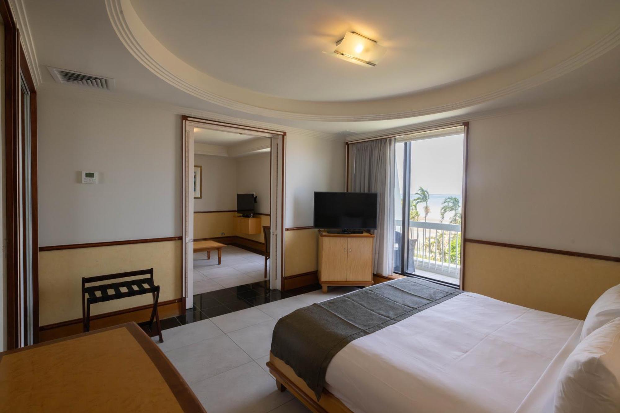 مندل بيتش كاسينو ومنتجع داروين المظهر الخارجي الصورة A bedroom at the hotel