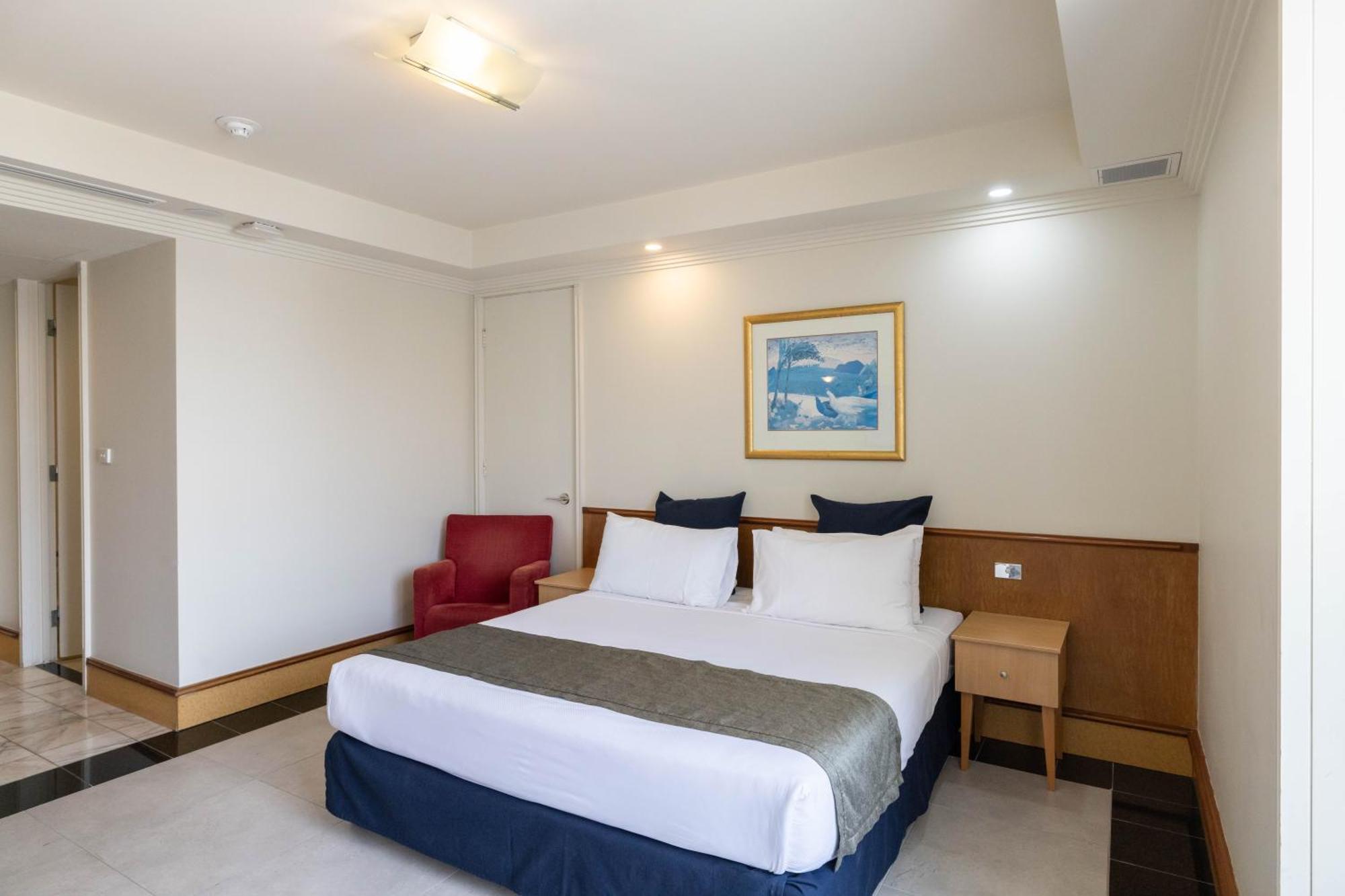 مندل بيتش كاسينو ومنتجع داروين المظهر الخارجي الصورة A room at the hotel